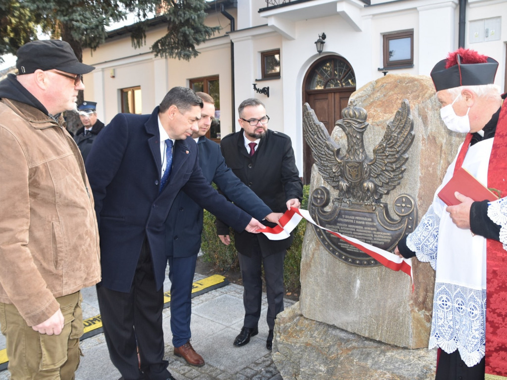 Pomnik w hołdzie walczącym o wolną Ojczyznę