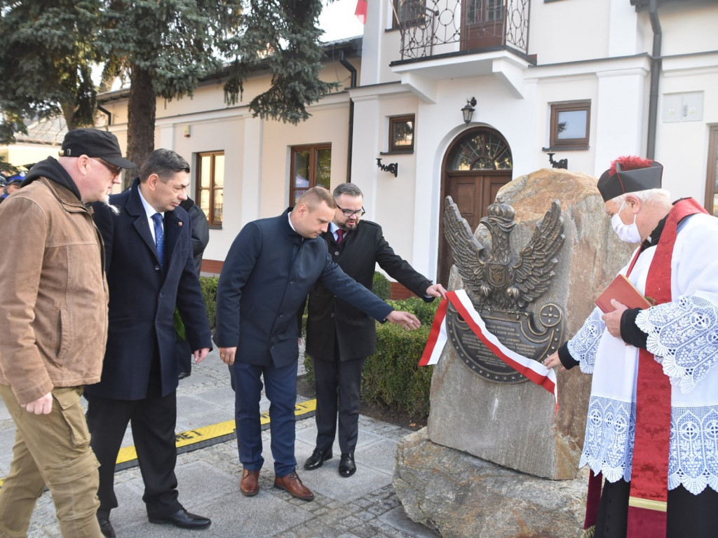 Pomnik w hołdzie walczącym o wolną Ojczyznę