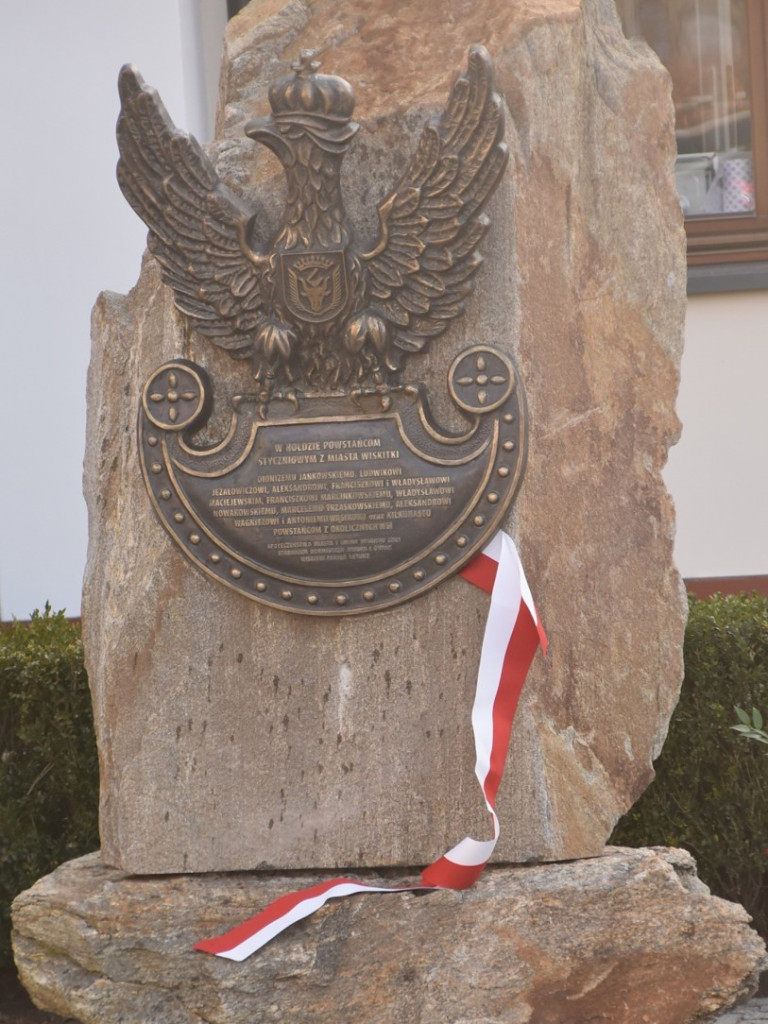 Pomnik w hołdzie walczącym o wolną Ojczyznę