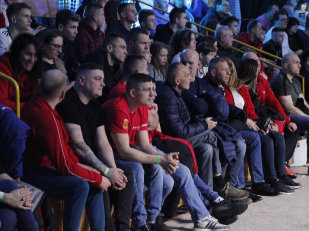 Prezydent skrzyżował rękawice