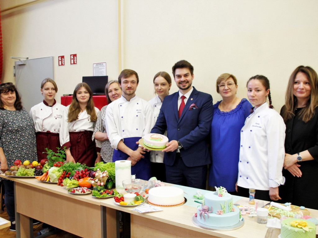 Powiatowe Targi Edukacyjne