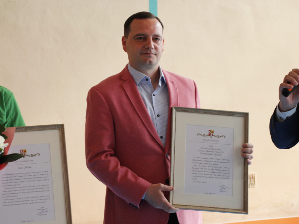 Julia Mońka zbiera kolejne gratulacje