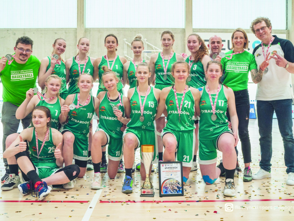 UKS Trójka U17 zdobyła Tytuł Wicemistrza Polski