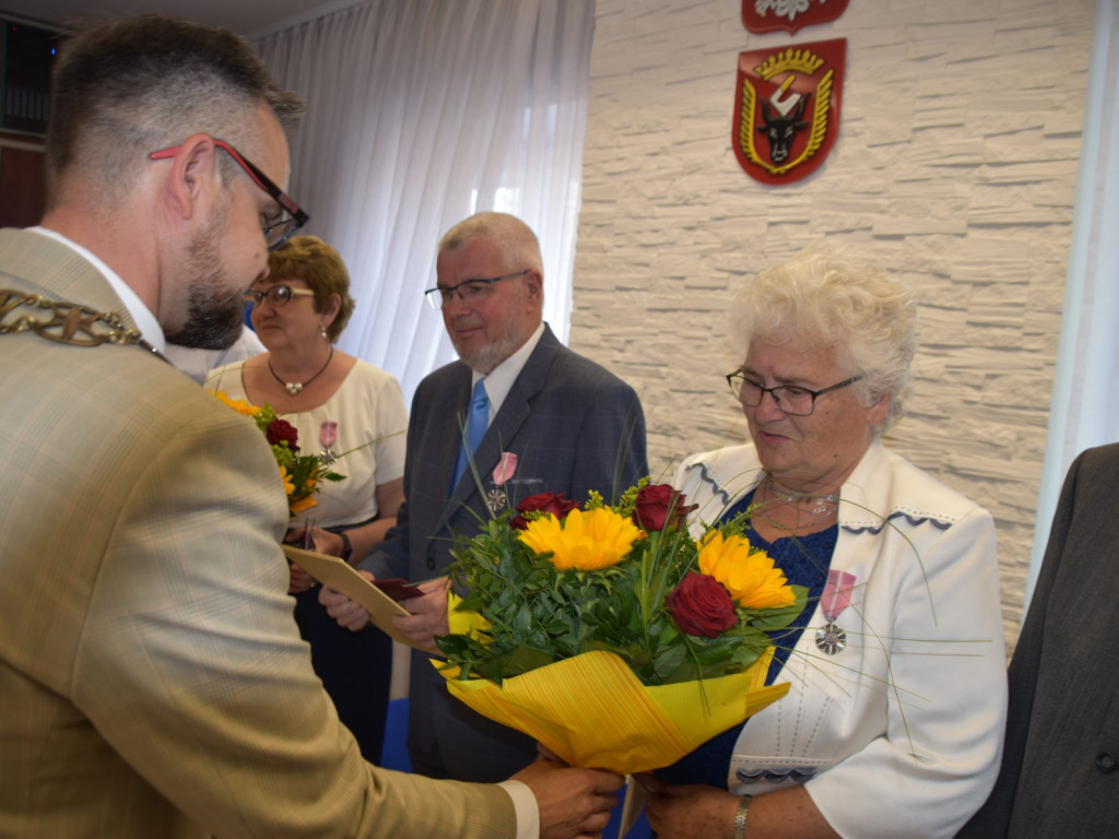 Przeżyli w małżeńskim szczęściu i miłości ponad 50 lat