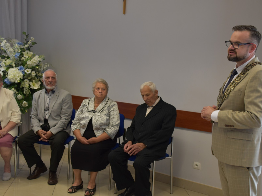 Przeżyli w małżeńskim szczęściu i miłości ponad 50 lat