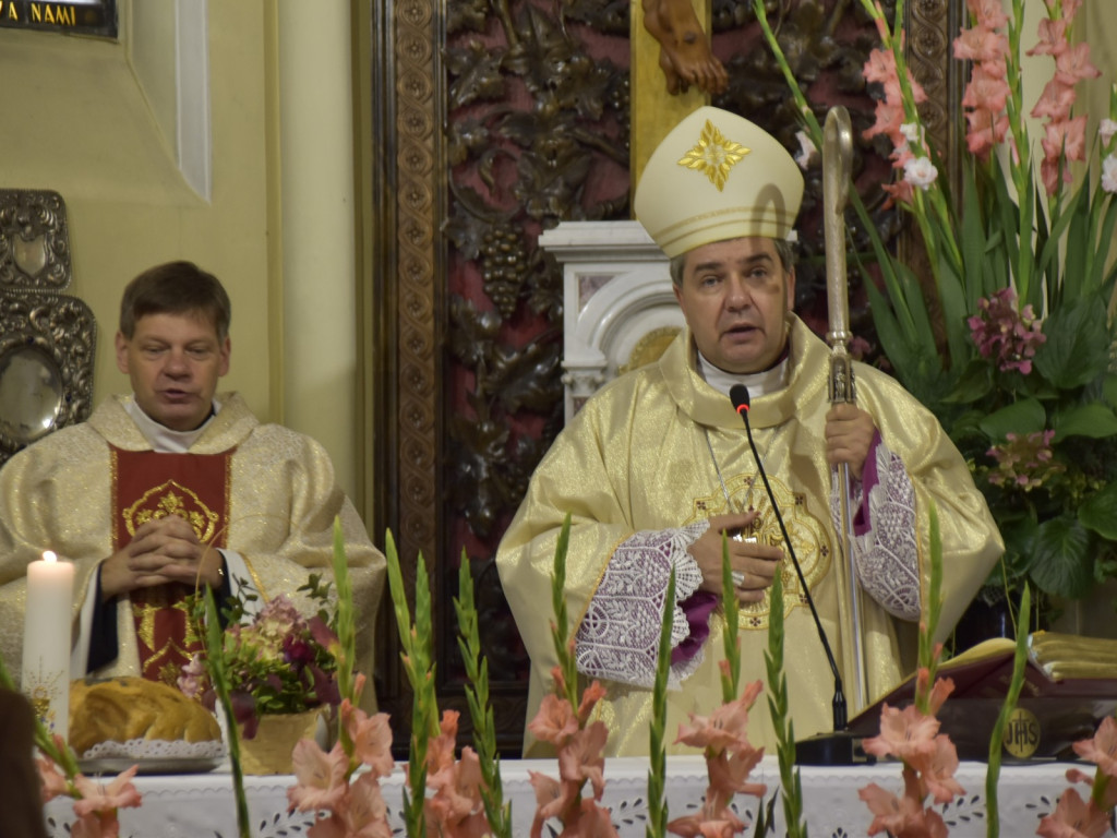 Wielki jubileusz Szkoły Podstawowej w Guzowie