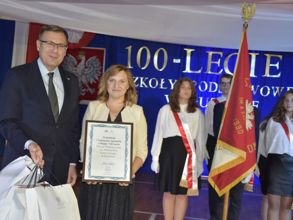 Wielki jubileusz Szkoły Podstawowej w Guzowie