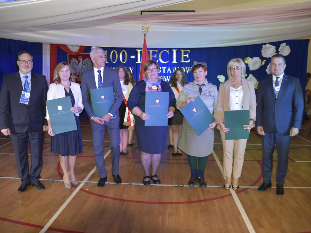 Wielki jubileusz Szkoły Podstawowej w Guzowie