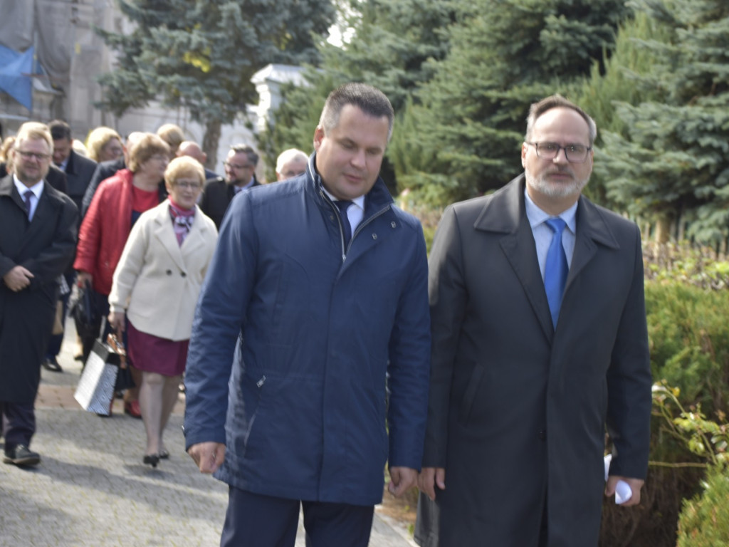 Wielki jubileusz Szkoły Podstawowej w Guzowie