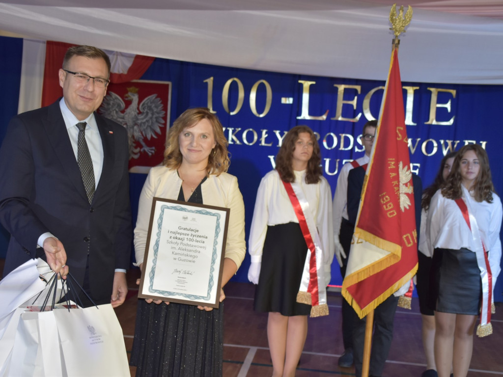 Wielki jubileusz Szkoły Podstawowej w Guzowie