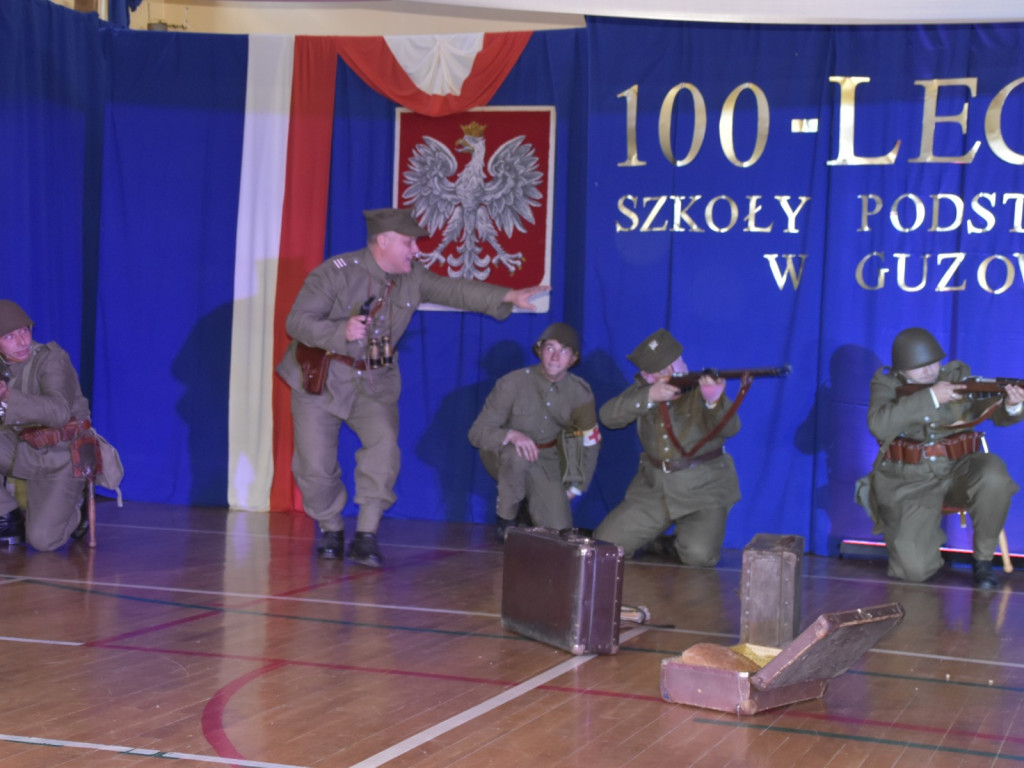 Wielki jubileusz Szkoły Podstawowej w Guzowie