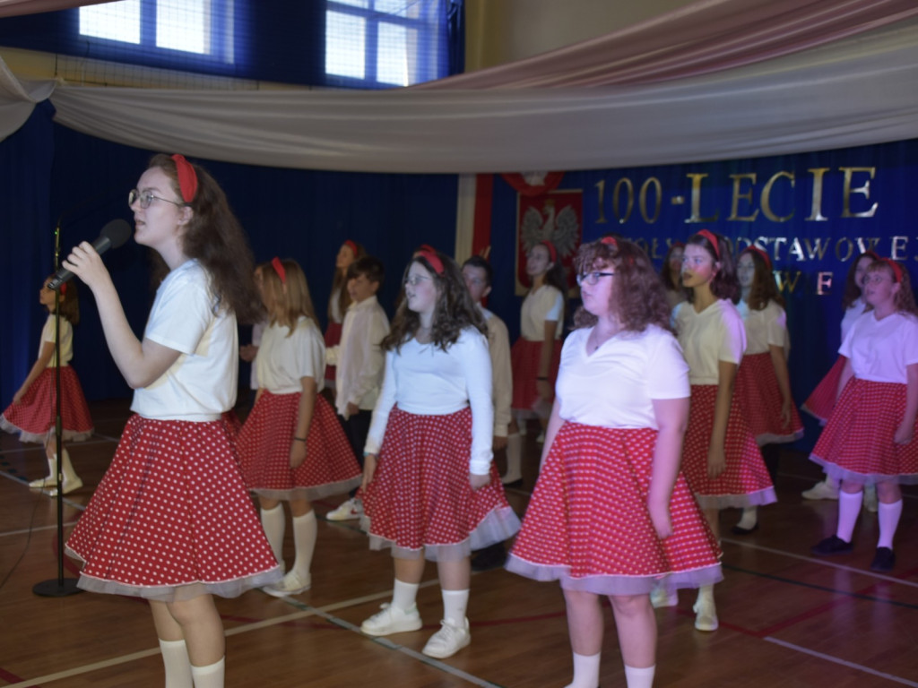 Wielki jubileusz Szkoły Podstawowej w Guzowie