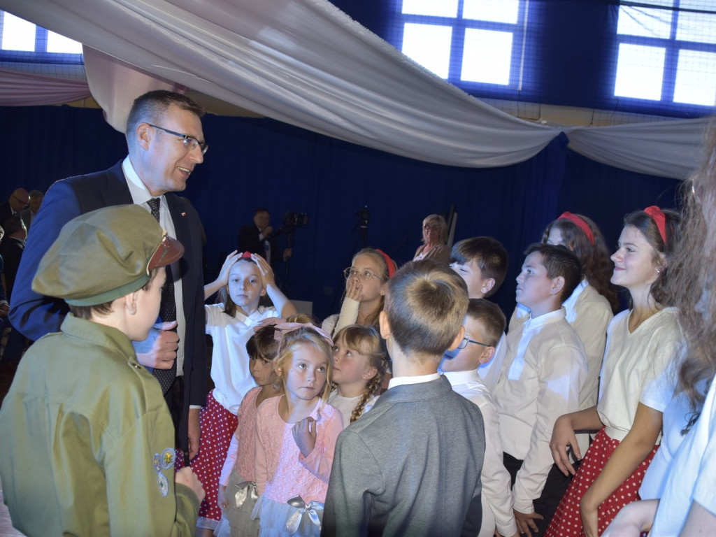 Wielki jubileusz Szkoły Podstawowej w Guzowie