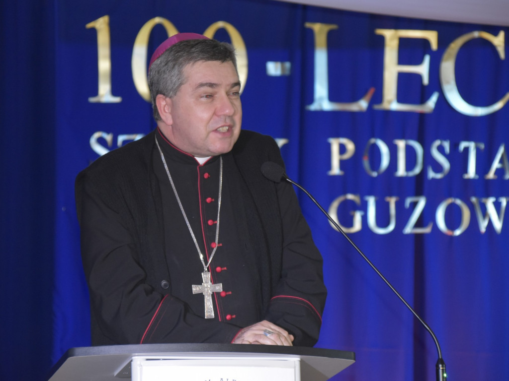 Wielki jubileusz Szkoły Podstawowej w Guzowie