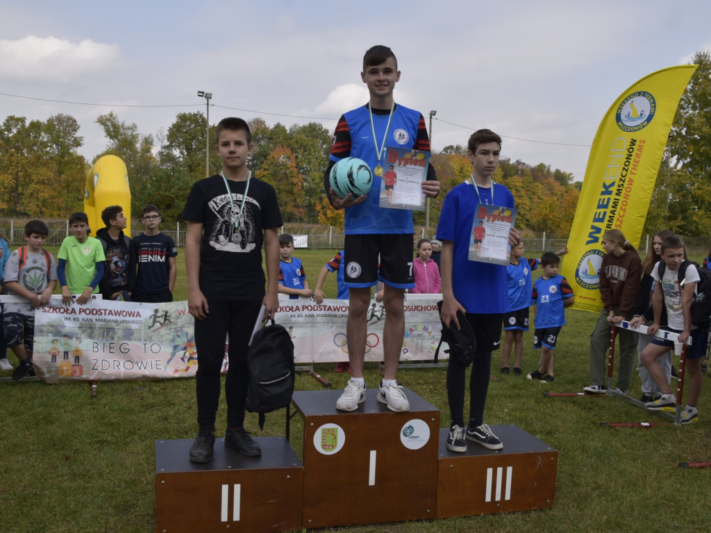 Mistrzowie jesiennych biegów - Bartnik i 