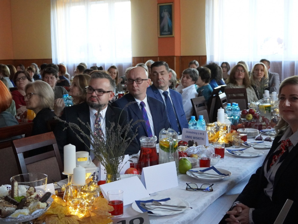 Miedniewice gościły wielką oświatową rodzinę