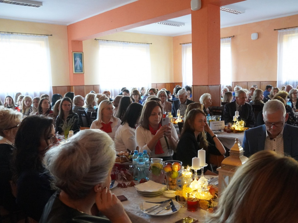 Miedniewice gościły wielką oświatową rodzinę