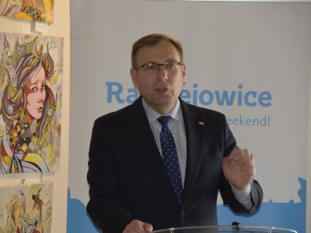 Pieniądze na gotowość bojową i strażacką młodzież