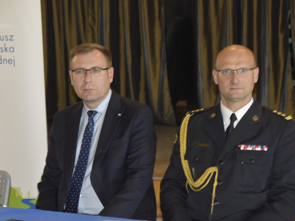 Pieniądze na gotowość bojową i strażacką młodzież