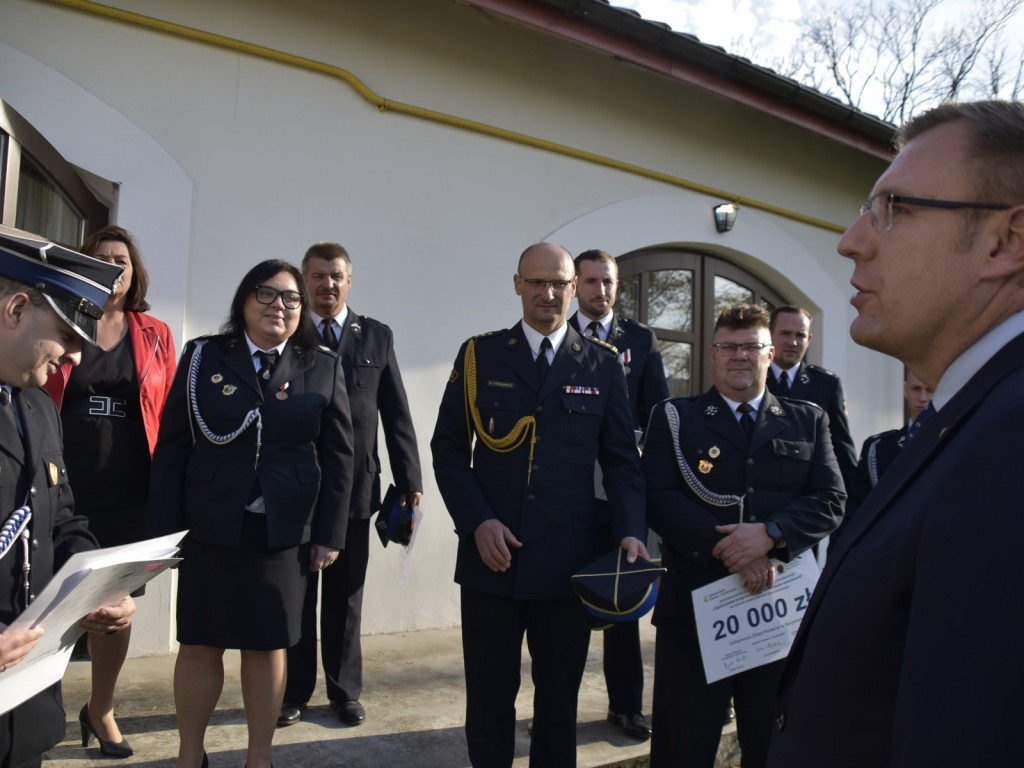 Pieniądze na gotowość bojową i strażacką młodzież