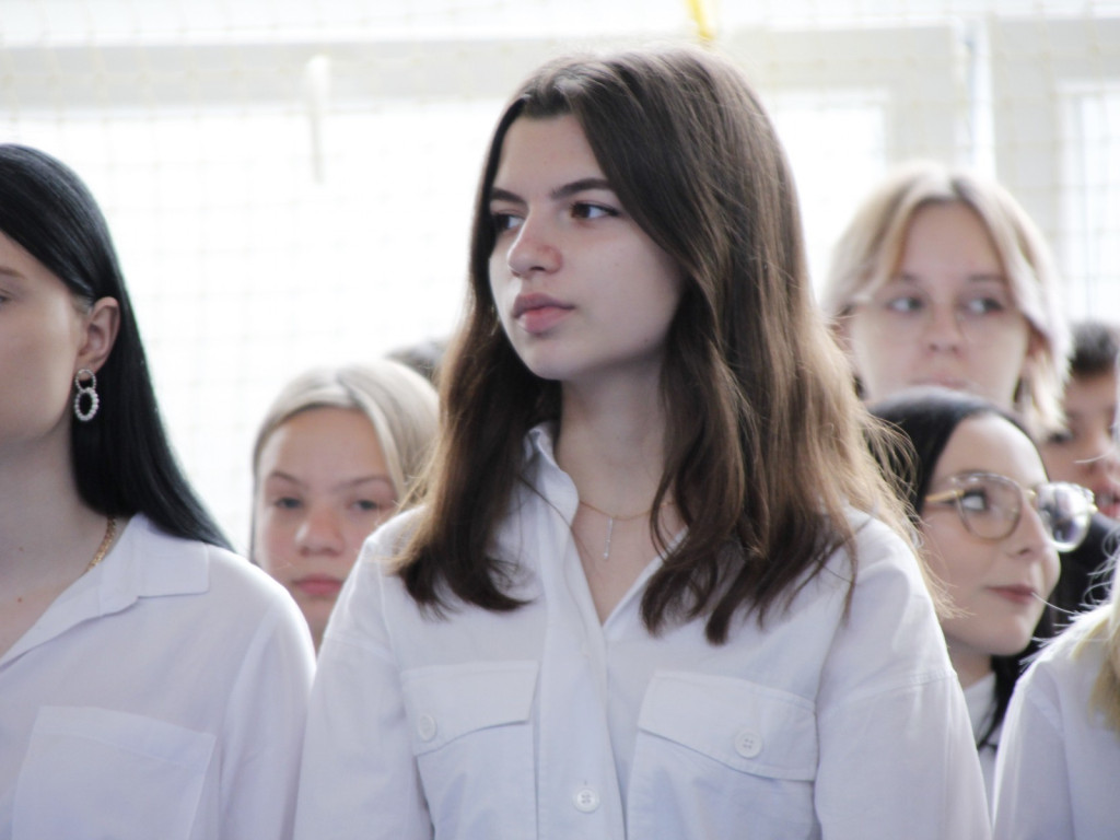 Pasowanie nowych uczniów we Włókienniku