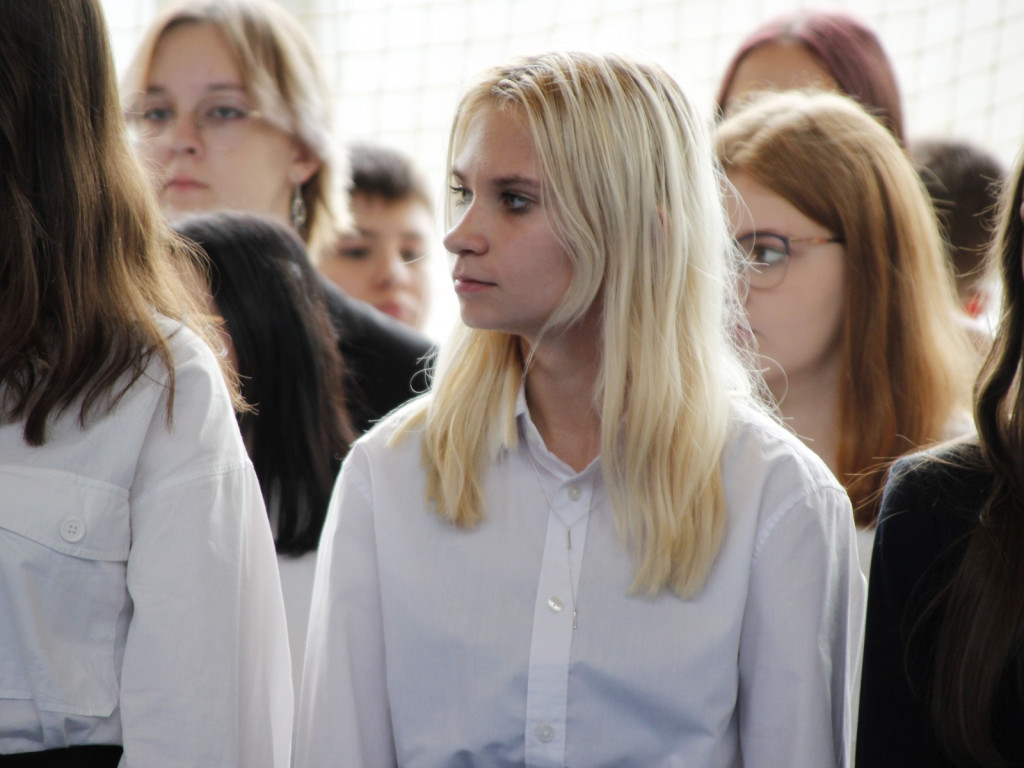 Pasowanie nowych uczniów we Włókienniku