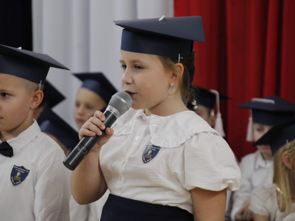 Pierwszaki z Jedynki oficjalnie są uczniami!