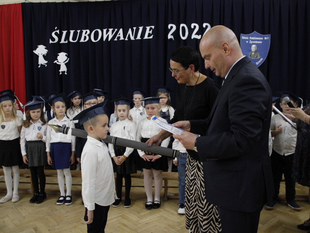Pierwszaki z Jedynki oficjalnie są uczniami!