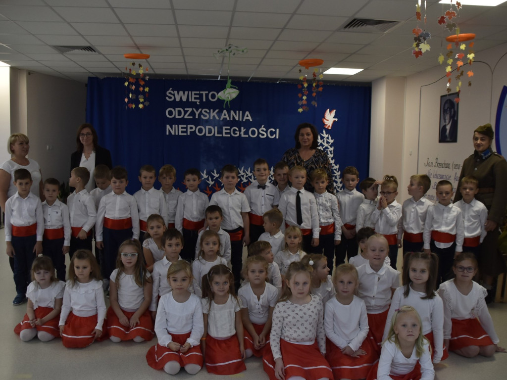 Piękna lekcja patriotyzmu w Radziejowicach