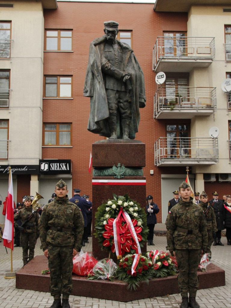 Pomnik Marszałka Piłsudskiego odsłonięty
