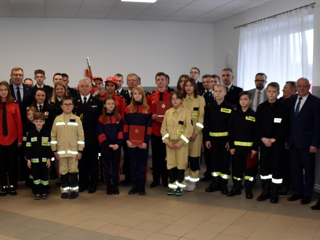 Szczęśliwy - prezentowy poniedziałek dla strażaków