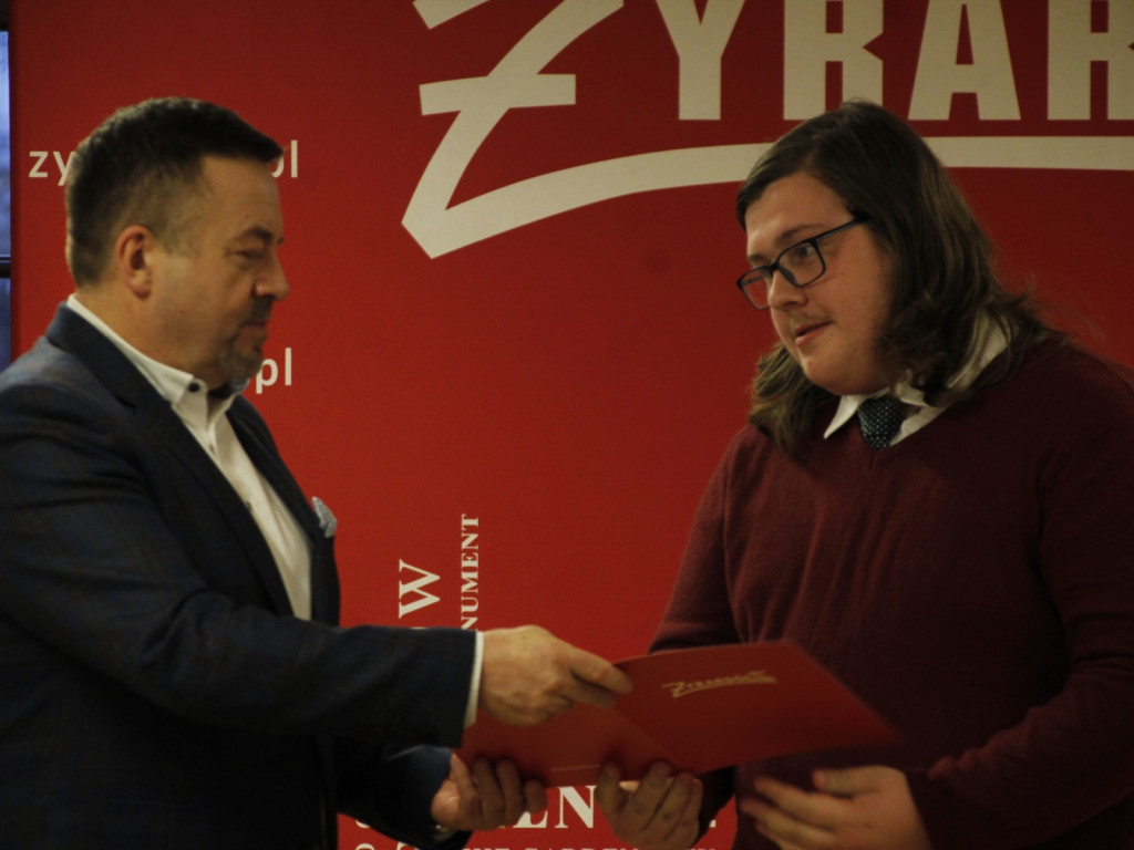 Prezydent nagrodził wybitnych uczniów