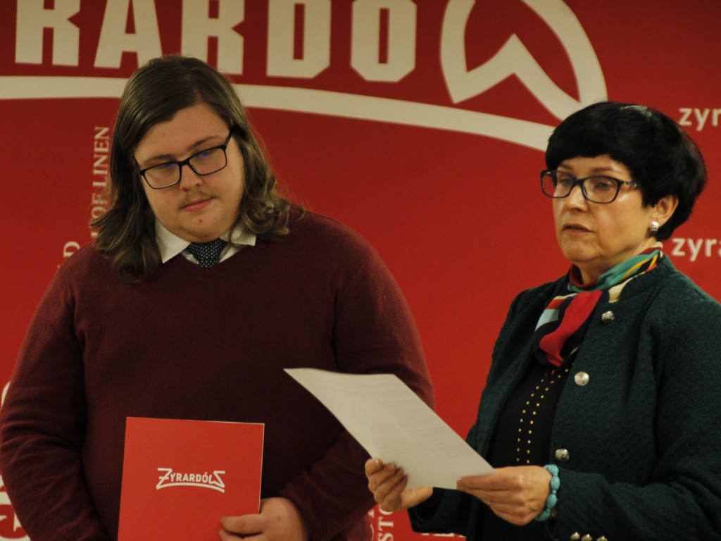 Prezydent nagrodził wybitnych uczniów