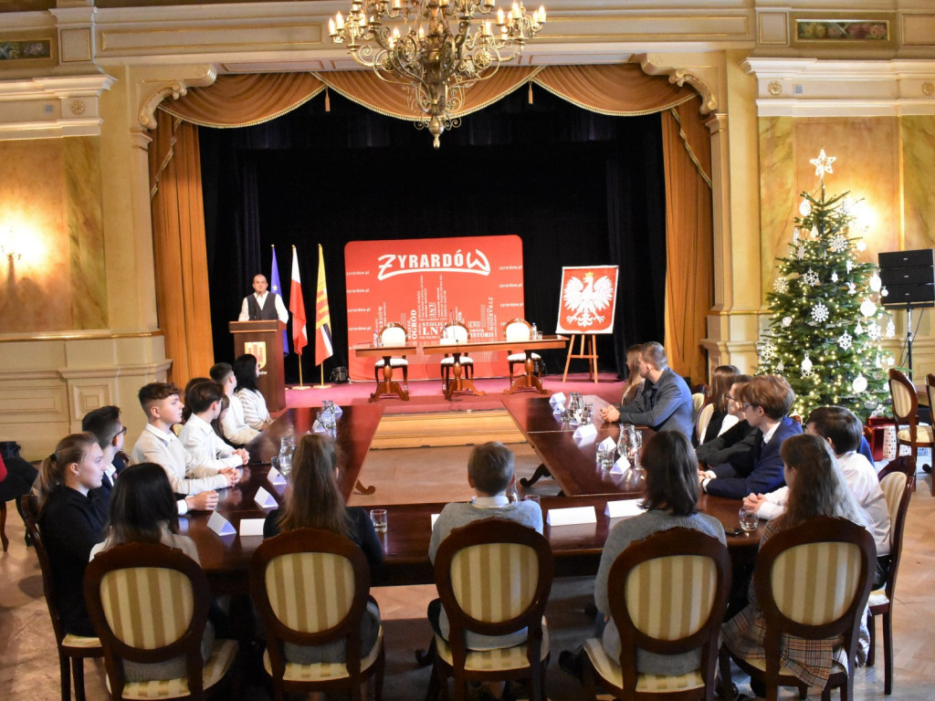 Młodzieżowa Rada Miasta już po ślubowaniu
