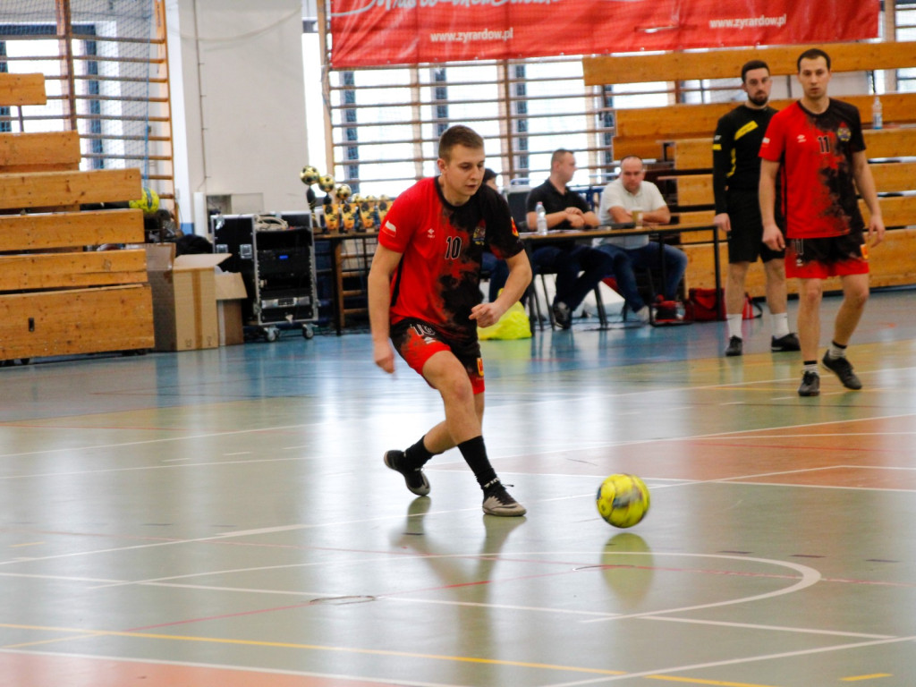 Strażacka rywalizacja - tym razem na boisku