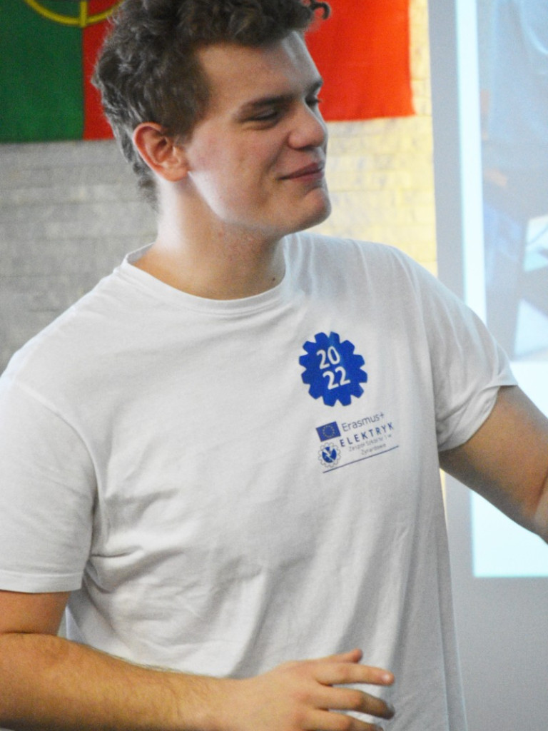 Elektryk podsumował praktyki w Bradze