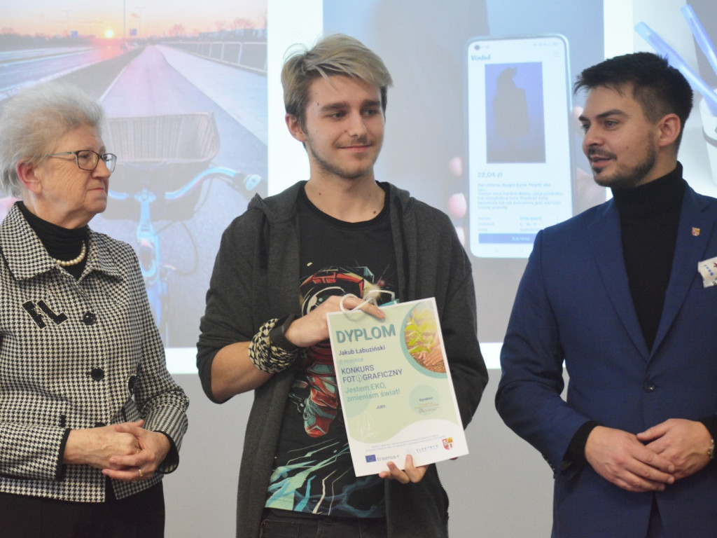 Elektryk podsumował praktyki w Bradze