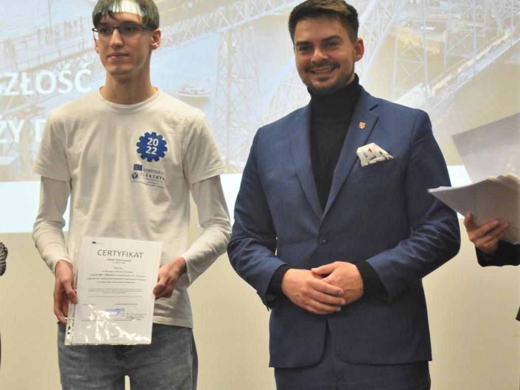 Elektryk podsumował praktyki w Bradze