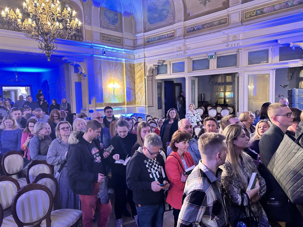 Żyrardowianie pokochali twórczość Bondy