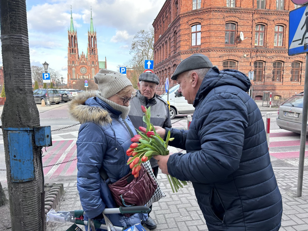 <strong>Kwiaty od Nowej Lewicy na Dzień Kobiet</strong>