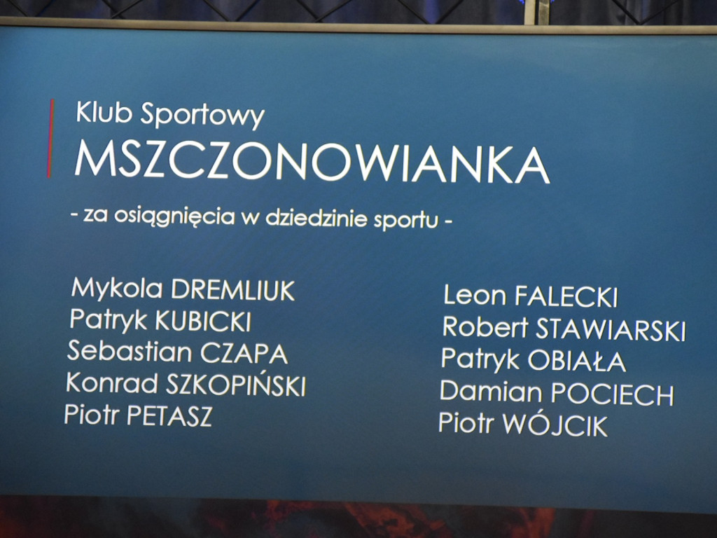 <strong>Uhonorowano stu młodych i ambitnych mszczonowian</strong>