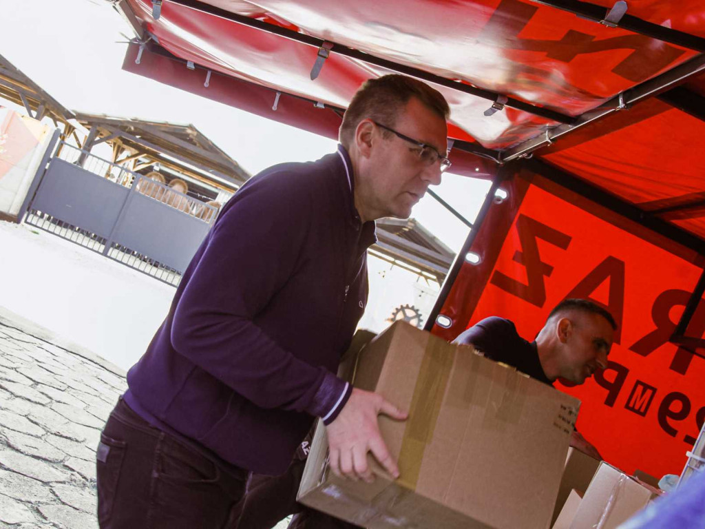 <strong>Żyrardowskie dary dotarły do rodaków na Ukrainę</strong>