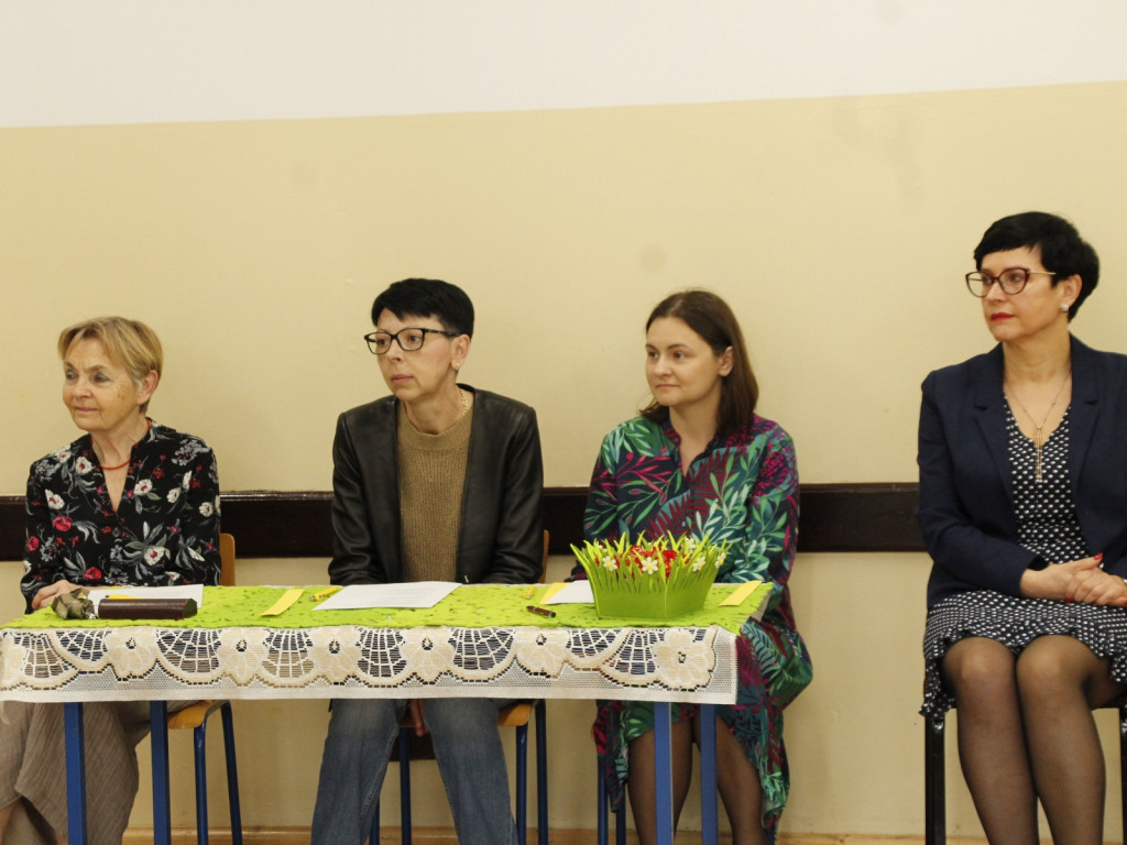 Wyjątkowe wiosenne recytacje klas integracyjnych