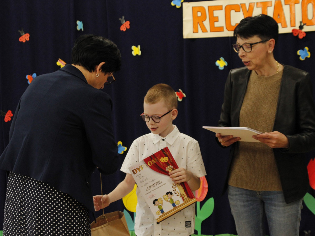 Wyjątkowe wiosenne recytacje klas integracyjnych