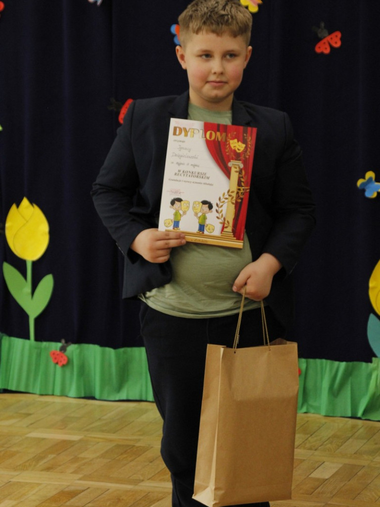 Wyjątkowe wiosenne recytacje klas integracyjnych