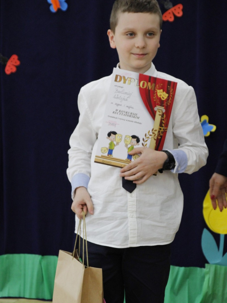 Wyjątkowe wiosenne recytacje klas integracyjnych