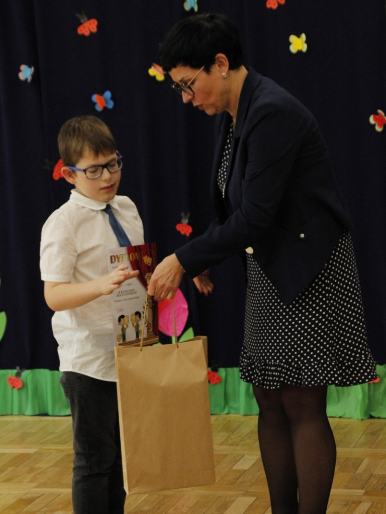 Wyjątkowe wiosenne recytacje klas integracyjnych