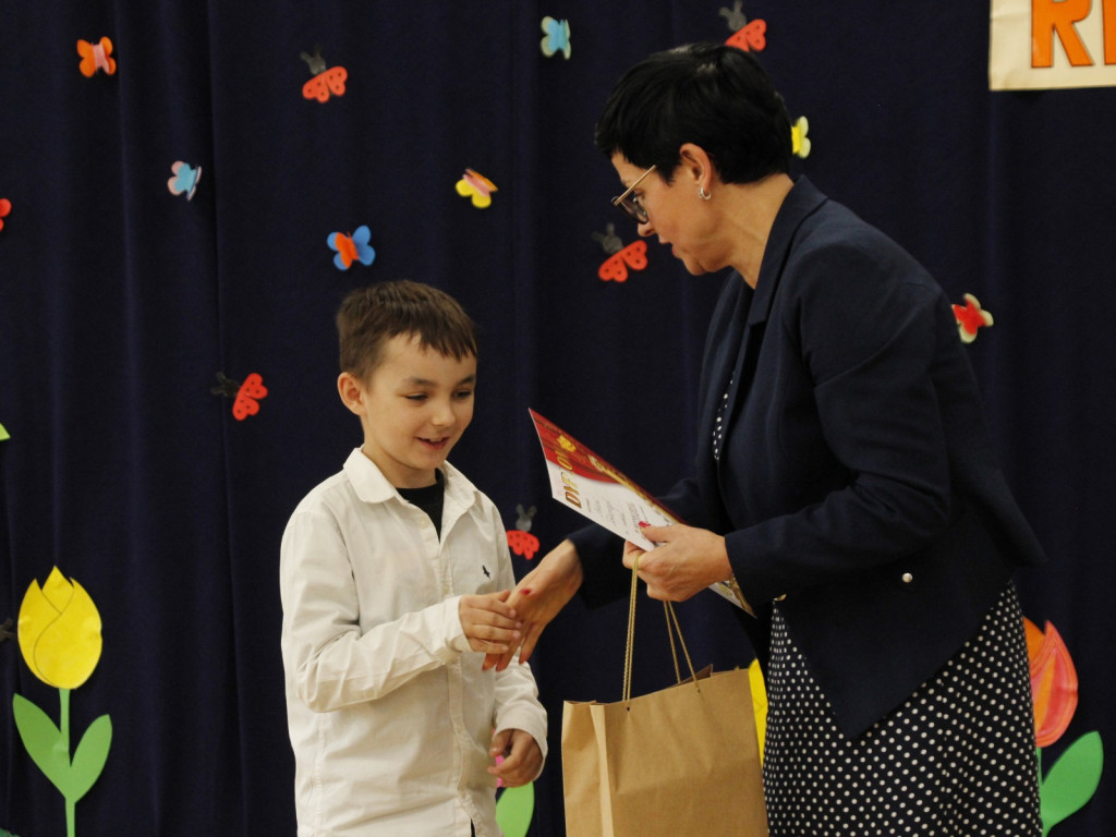 Wyjątkowe wiosenne recytacje klas integracyjnych