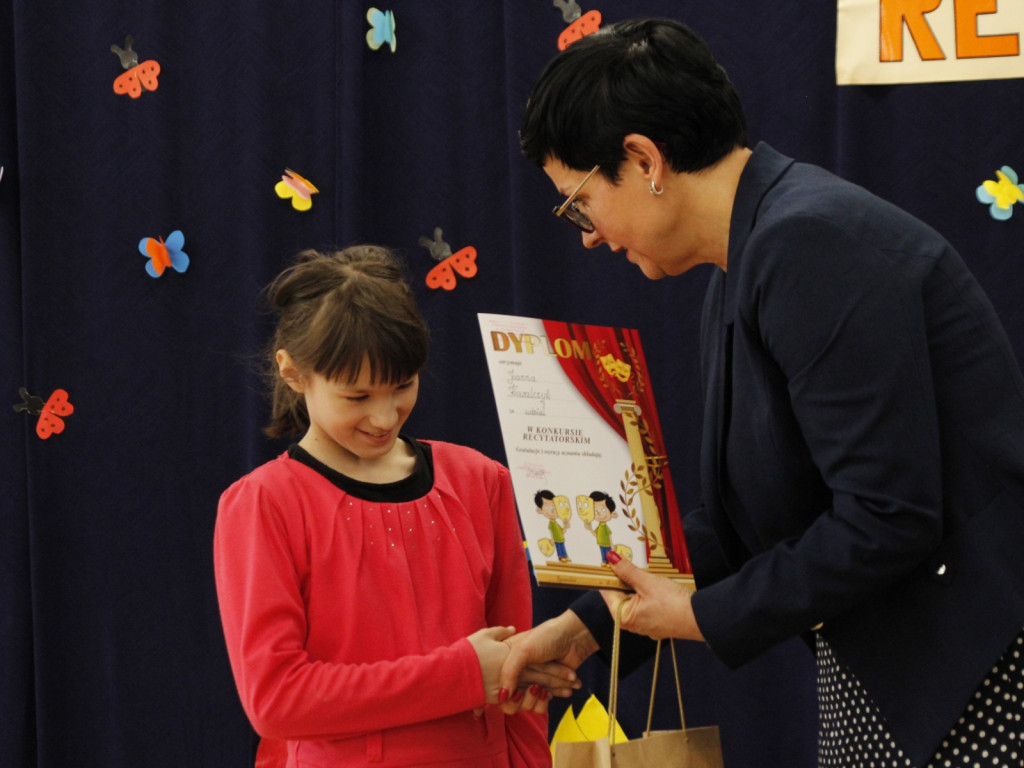 Wyjątkowe wiosenne recytacje klas integracyjnych