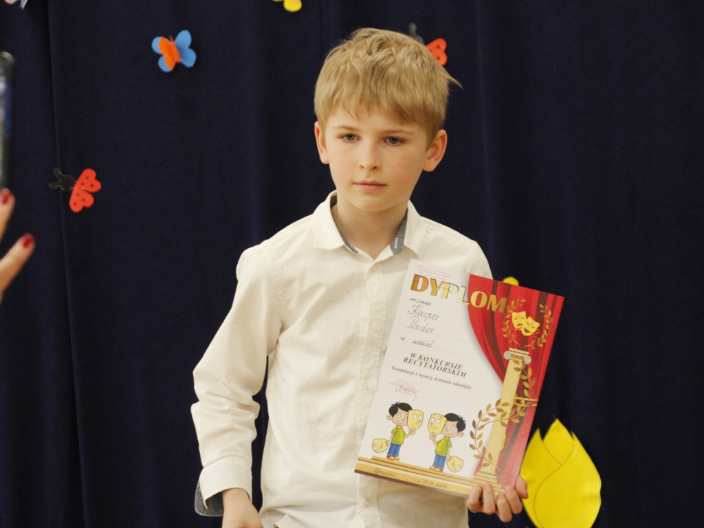 Wyjątkowe wiosenne recytacje klas integracyjnych